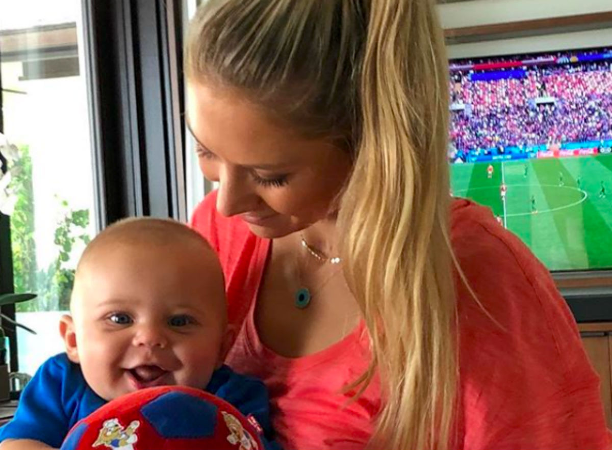 Anna Kournikova i Enrique Iglesias prate Svjetsko nogometno prvenstvo u društvu svojih blizanaca